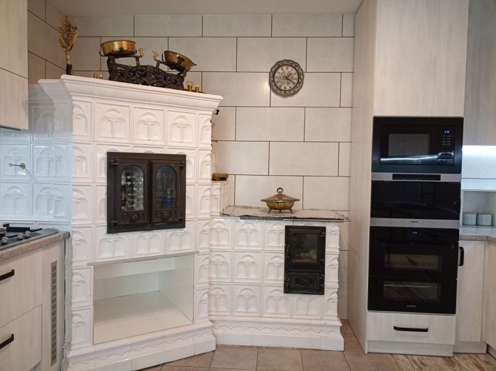 Продам будинок в місті, район Хоткевича - фото 1