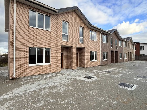 Продам Кутовий Таунхаус. Ділянка 1.7 соток. Тиха та Безпечна Локація. Ірпінь