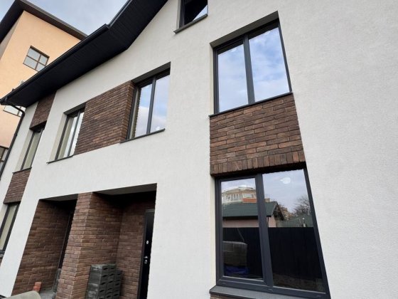 Продам таун в центрі міста Ірпінь Ірпінь