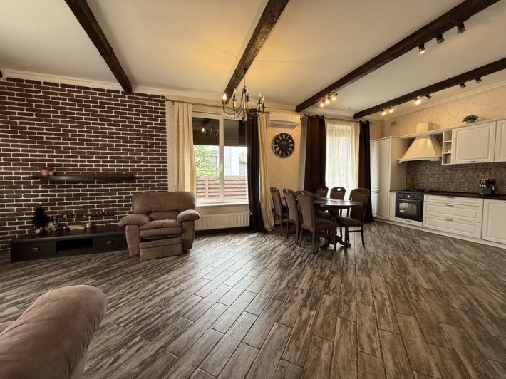 Будинок в затишній локації Ірпеня - фото 1