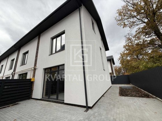 Продаж кутового Таунхауса в Ірпені, зручна локація! Газ Ирпень