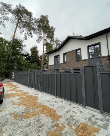 Таунхаус 130м2, 3 поверхи з частковим ремонтом! Ірпінь, центр міста! - фото 1