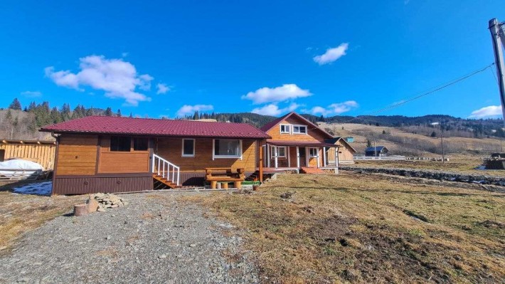 Продаж комплексу в Карпатах: 2 ділянки, 2 нові будинки, сауна - фото 1
