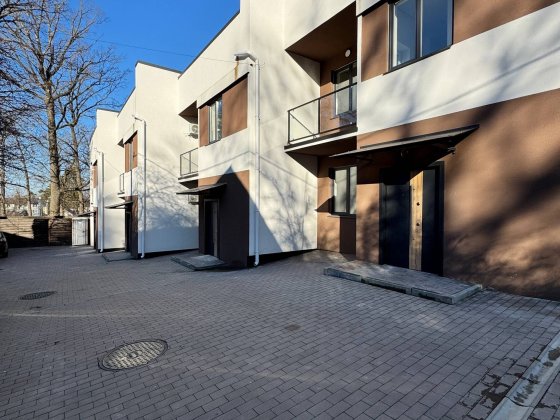 Без комісії. Таунхаус з ремонтом . Можна в іпотеку. Ирпень