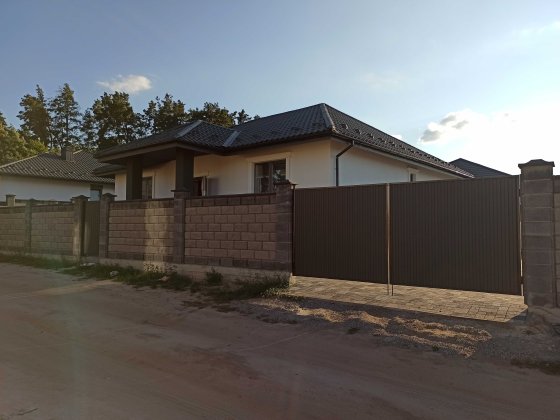 Одноповерховий  Будинок в лісовій Бучі Буча