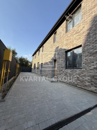 Триповерхові таунхауси біля Центрального парку Ірпеня - фото 1