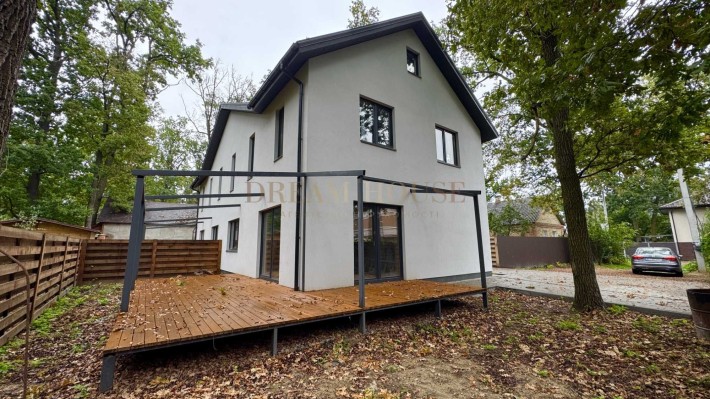 Цегляний дуплекс у центрі Бучі. Газове опалення - фото 1