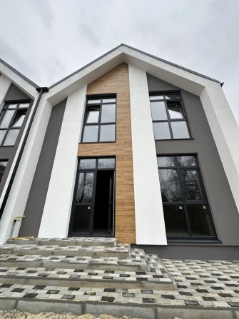 КУТОВИЙ таунхаус з ділянкою 2,6 сот. Від 70000 у.е. - фото 1