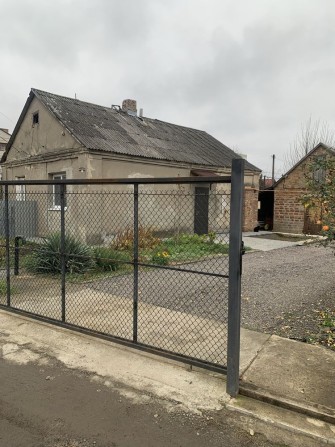 Частина будинку з власною ділянкою центр - фото 1