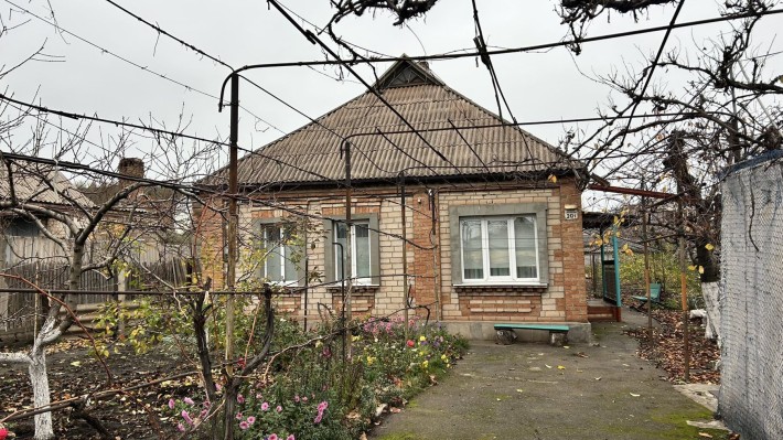 Гарний  великий дім в центрально міському районі - фото 1