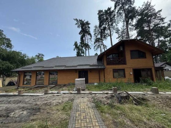 Продаж БУДИНКУ в Бучі 206 м2 на ділянці 10ти соток ГАЗ підвал басейн Буча