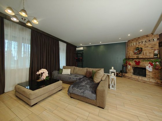 Таунхаус 162,5 м² з ремонтом і землею 2.4 сотки в Ірпіні! Ірпінь