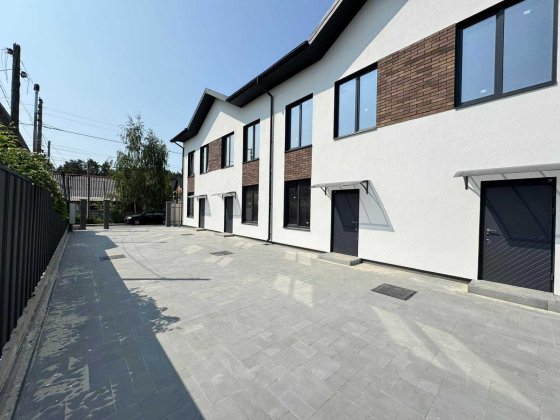 Таунхаус в центрі Ірпеня - керамоблок, газ, 17 школа. Подарунок на НР! Ирпень