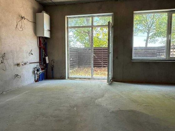 Таунхаус з ремонтом під чистове оздоблення в Ірпені комунікації міська Ірпінь