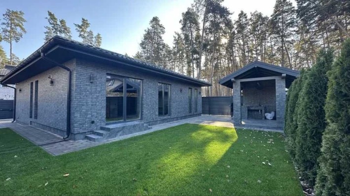 Продаж одноповерхового БУДИНКУ з новим ремонтом в Бучі 118 м2 - фото 1