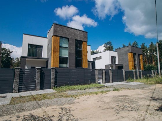 Продаж дуплексу у Лісовій Бучі, 2.5 сотки, хороша локація Буча