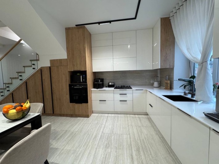 Дуплекс з якісним ремонтом меблями технікою! Держпрограми Так! - фото 1