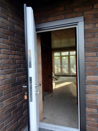 Центр міста! Готовий ТАУНХАУС в Топ локації за супер ціною - фото 1