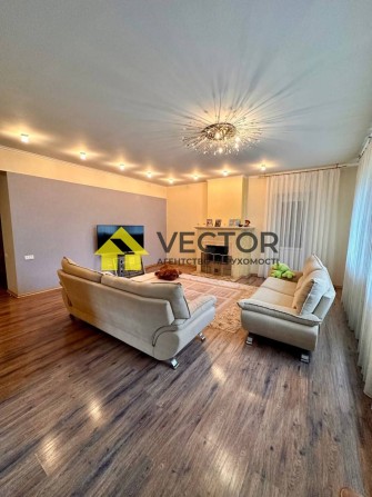 БЕЗ Комісії 000% Будинок у місті, р-н Автовокзалу! - фото 1