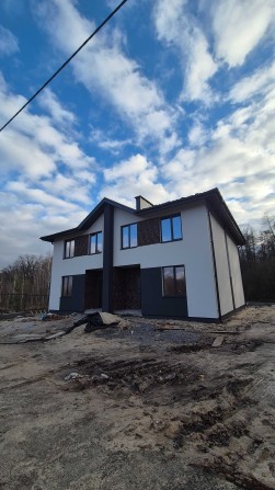 Дуплекс, як будинок — 118 м² простору та 4,5 сотки приватності - фото 1