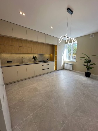 Продам таунхас з терасою на даху!  Поруч ліс!Ірпінь! - фото 1