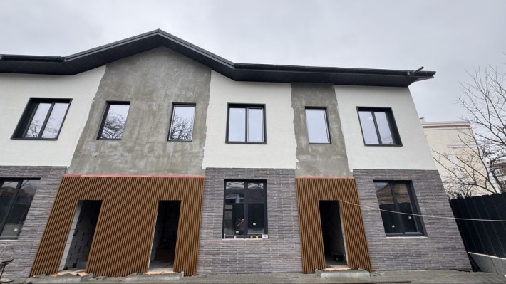 Якісний таунхаус біоя парку Мами в Ірпені: поруч вся інфраструктура - фото 1