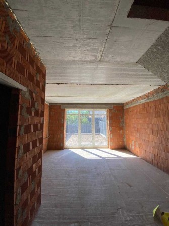 Таунхаус 90 м² поруч з набережною, школа та магазини,Є ГАЗ! - фото 1