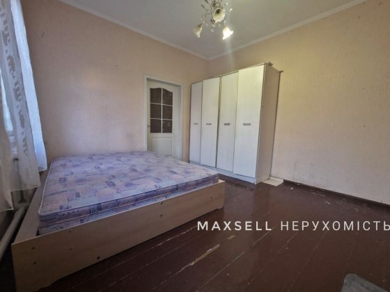 ПІв будинку/ окремий двір, вхід/ ВСІ зручності Суми