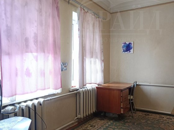 Продам окремий будинок на вул. 8 Березня Суми