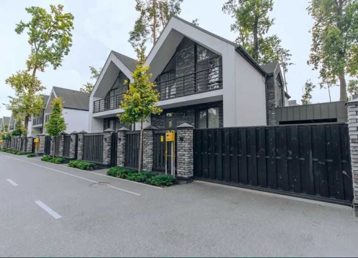 Продаж ДУПЛЕКСУ з ремонтом в Бучі 133 м2.закрита територія ГАЗ - фото 1