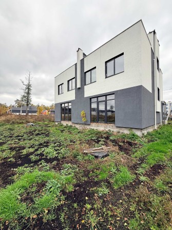 Продам Дуплекс. Закрите містечко під Охороною. Терміновий Продаж. - фото 1