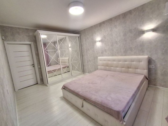 Будинок з ремонтом в тихому районі Ірпінь - фото 1