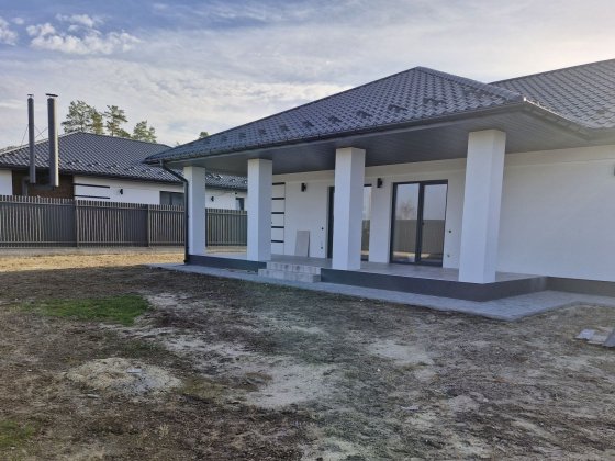 Будинок з ремонтом у м.Буча Буча