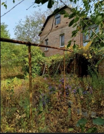 Буденок біля центру ,Полтава. Лугова 30. - фото 1