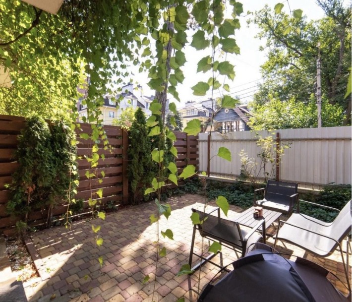 Продаж танхауса з ремонтом, меблями в топовій локаціі  Ірпеня - фото 1