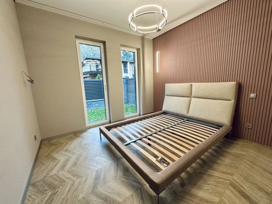 Продаж одноповерхового будинку 120 м2 з якісним ремонтом. Лісова Буча Буча