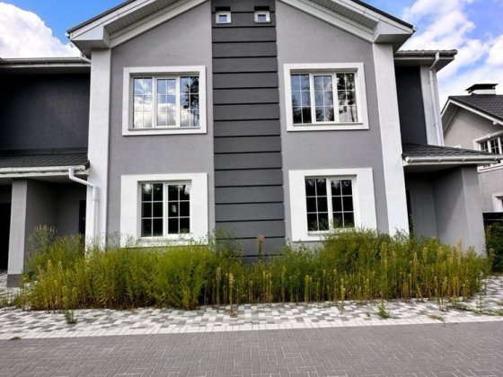 Сучасний таунхаус в Бучі. Буча