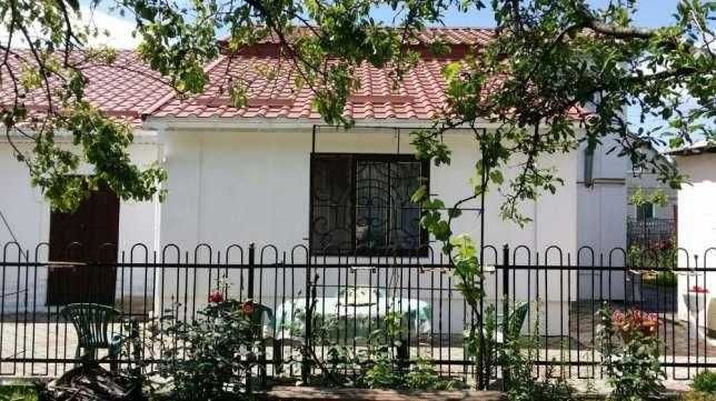 Продається 1/2 будинку в районі Авіамістечка - фото 1