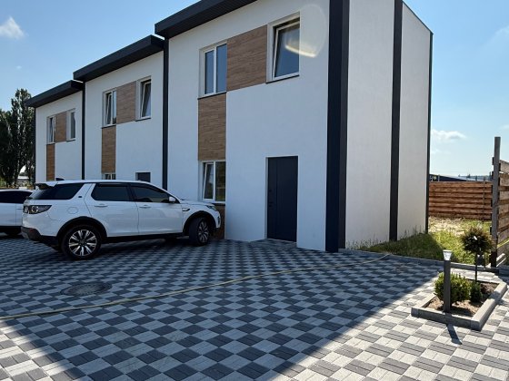 Таунхаус Ірпінь велика земельна ділянка Ирпень