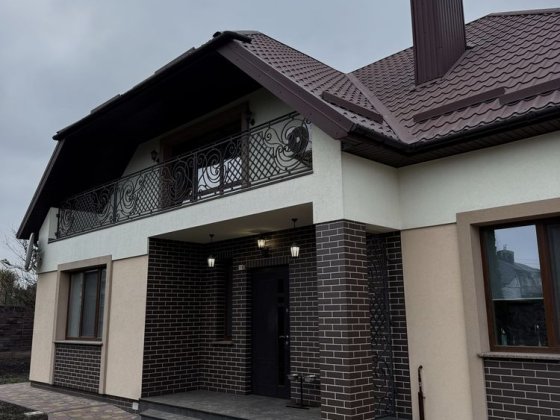 Продам будинок на Щасливому! Рівне