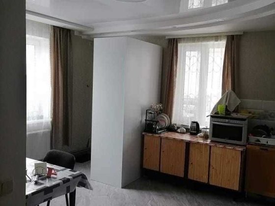 Продаж будинку. 100м2. 10 соток. Центр. Індивід. газове опален. №2751 Полтава