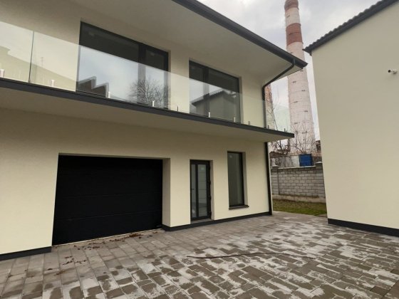 %Продаж сучасного будинку центральна частина  м Рівне   Без комісії Ровно