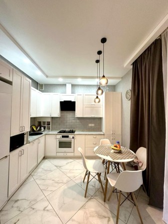 Терміновий продаж таунхаус 170м2 район Центрального парку - фото 1