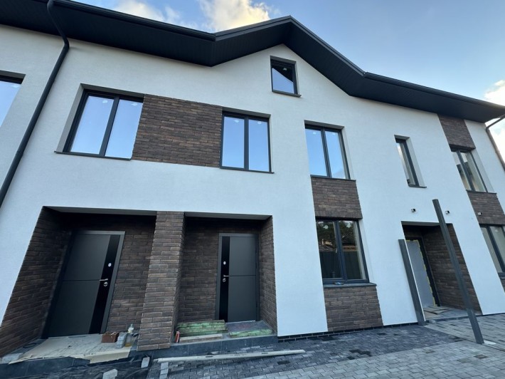 Таунхаус центр Ірпеня єоселя, постанова, сертифікат - фото 1