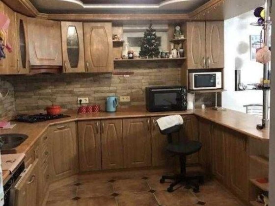 Продам двоповерховий цегляний будинок Полтава