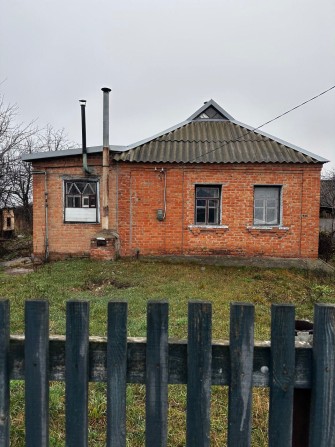 Окремий будинок. Ділянка 10 соток - фото 1