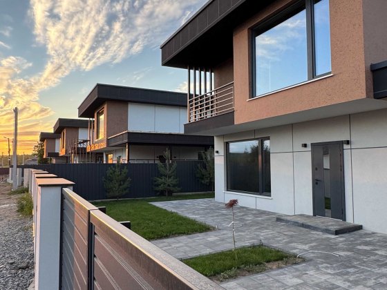 Продаж Сучасного Будинку , Хай Тек Чернівці