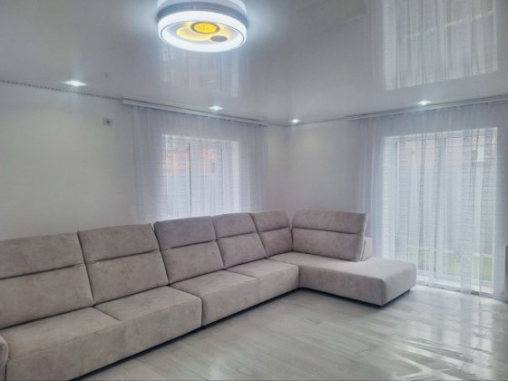 Продаж будинку . Ужгород