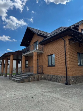 Продається преміальний будинок в Рівному. - фото 1