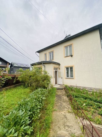 Продаж будинку із приватизованою зем. ділянкою в центрі міста - фото 1